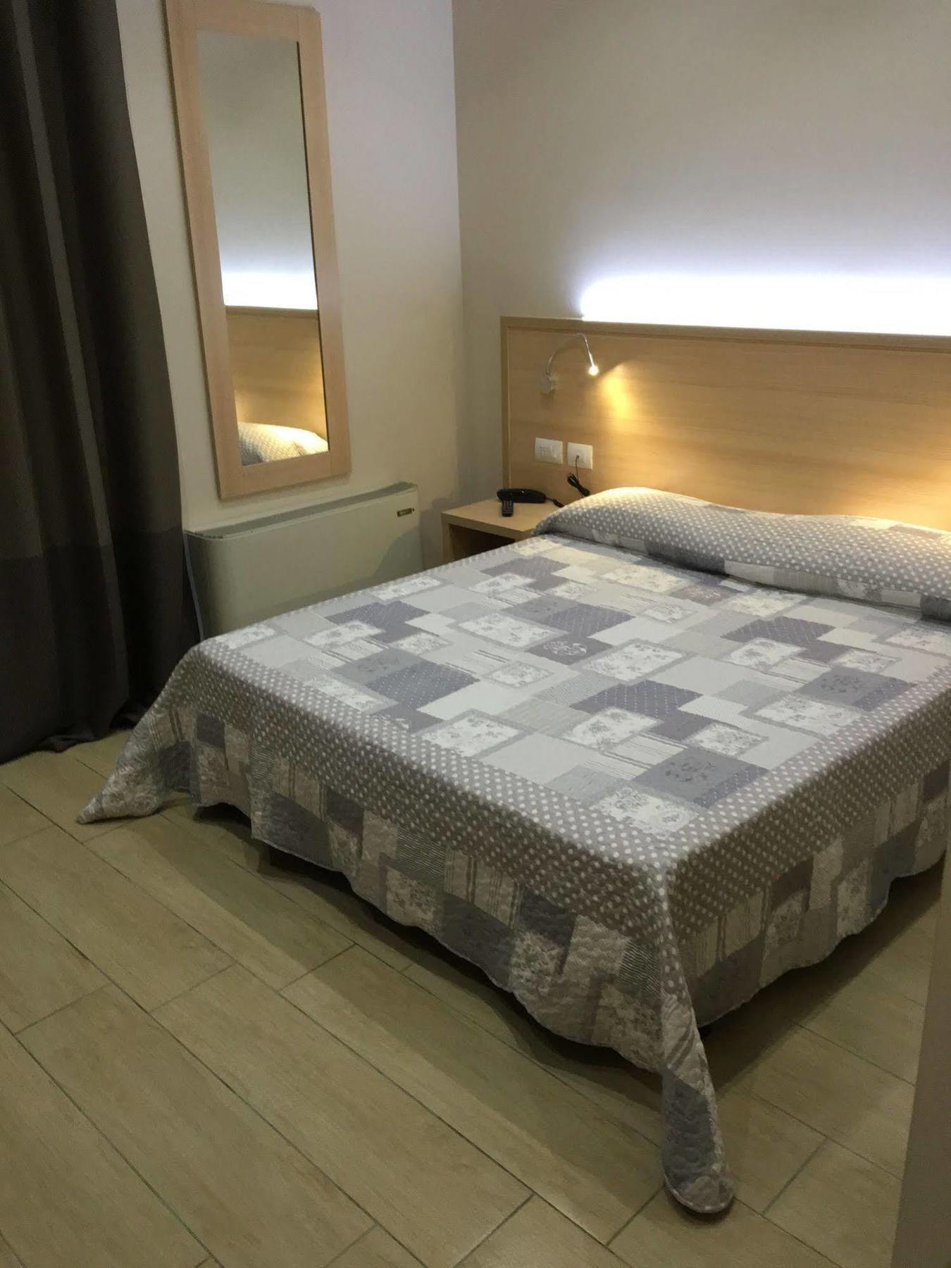 Hotel San Biagio Milano Eksteriør billede