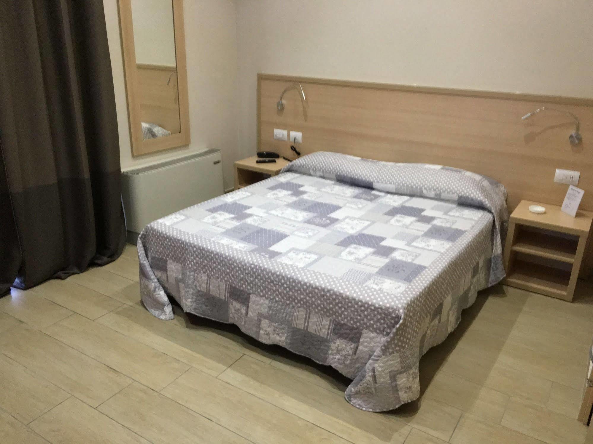Hotel San Biagio Milano Eksteriør billede